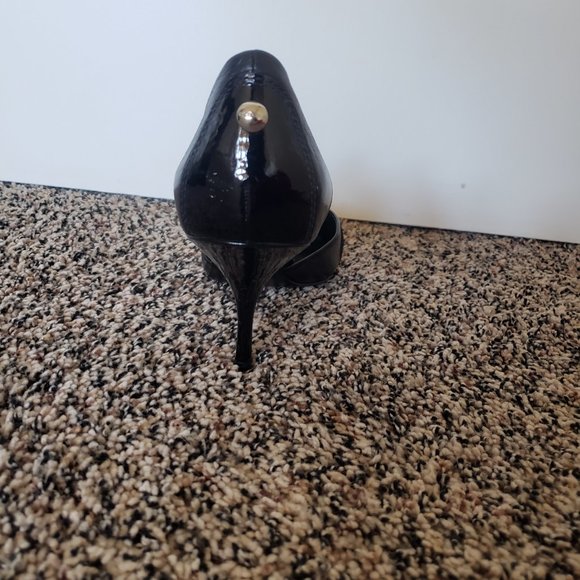 Shoes - Picture 3 of 6